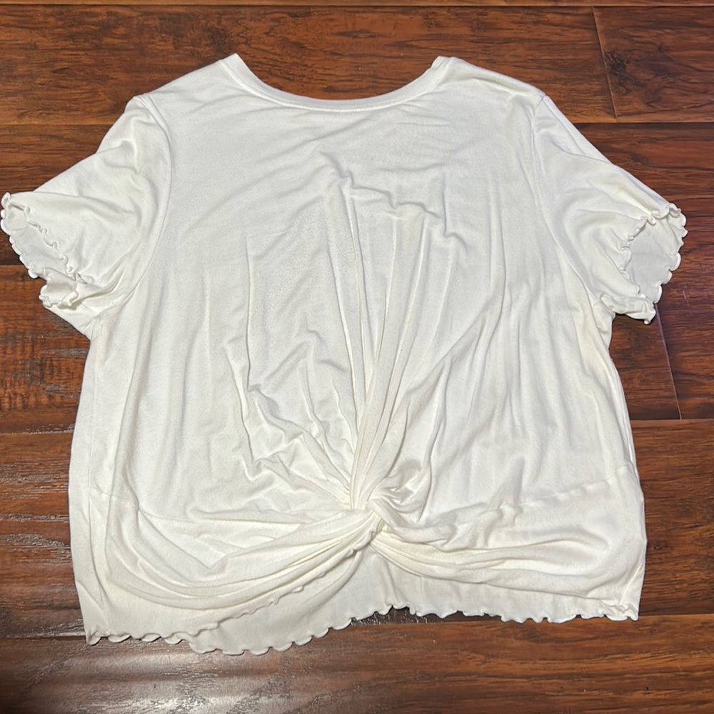 Twist front, American Eagle top